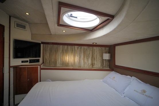 Mayyas yacht | AED800/hour